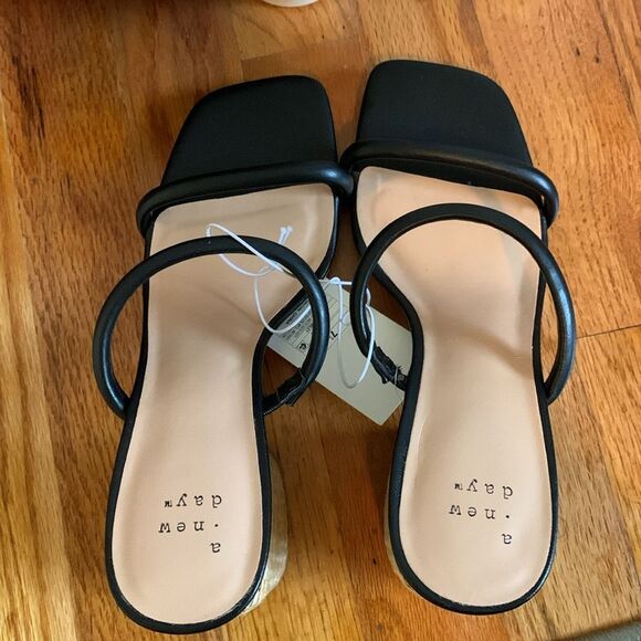 NWT Women's Miley Pumps - A New Day Size 7.5 - Picture 5 of 8